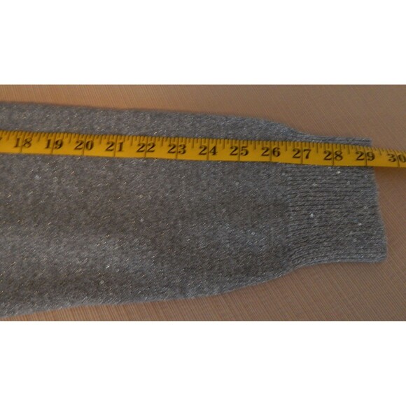 Women's Time And Tru V Neck Sequin Sweater GRAY Pullover Size XL (16-18) NWT - Picture 14 of 16
